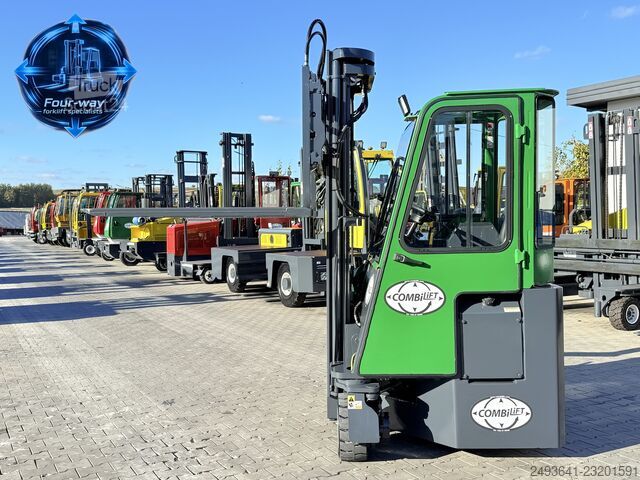 Carrello elevatore a 4 direzioni Combilift C2500CB DIESEL TRIPLEX 6000 POSITIONER