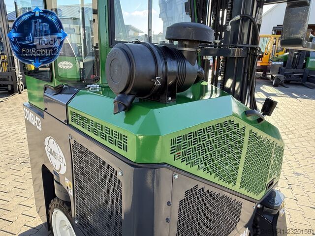 Carrello elevatore a 4 direzioni Combilift C2500CB DIESEL TRIPLEX 6000 POSITIONER