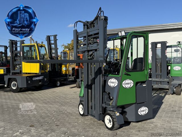 Carrello elevatore a 4 direzioni Combilift C2500CB DIESEL TRIPLEX 6000 POSITIONER