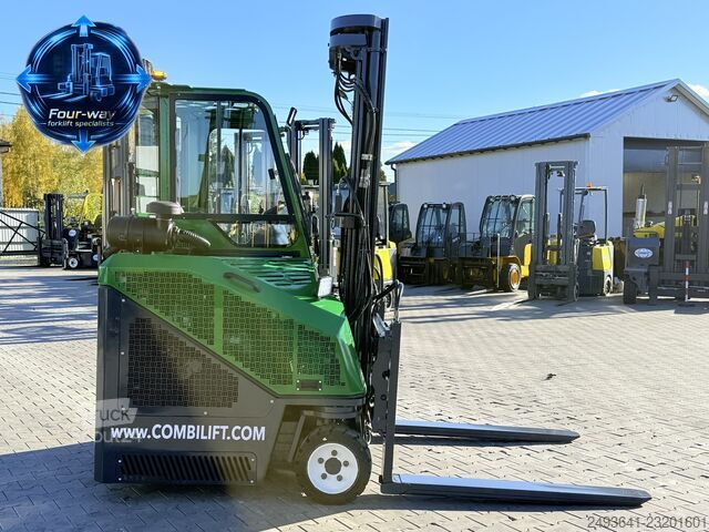 Carrello elevatore a 4 direzioni Combilift C2500CB DIESEL TRIPLEX 6000 POSITIONER