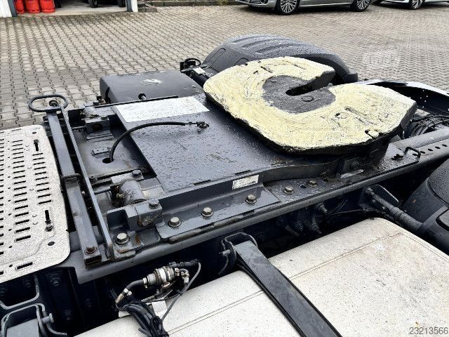 Volumen trækker DAF NGD XF 480 FT LOW DECK + HUBKUPPLUNG + INTARDER