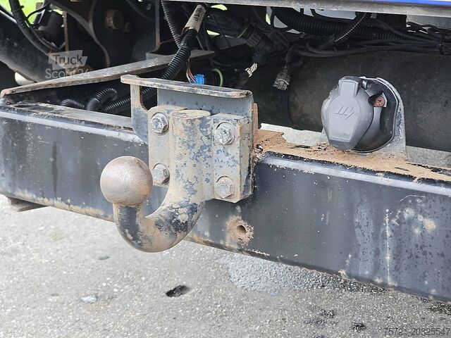 RENAULT D 180 RENAULT D 180