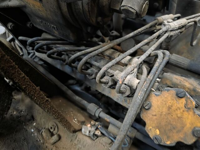 محرك INTERNATIONAL DV573