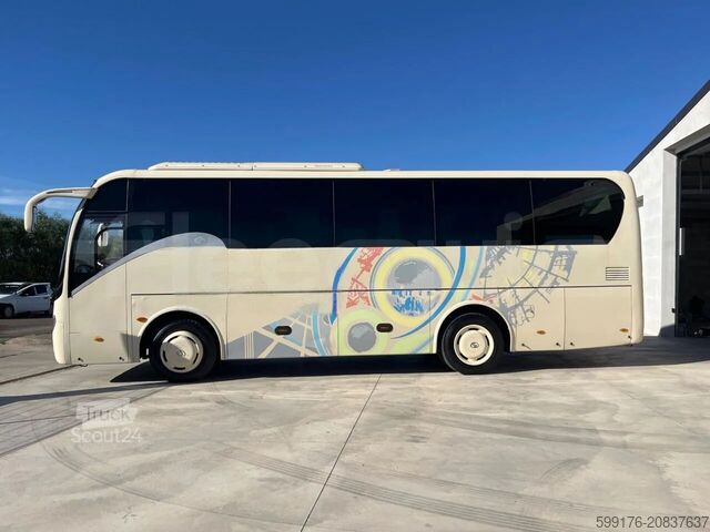 Touring car King Long XMQ6900