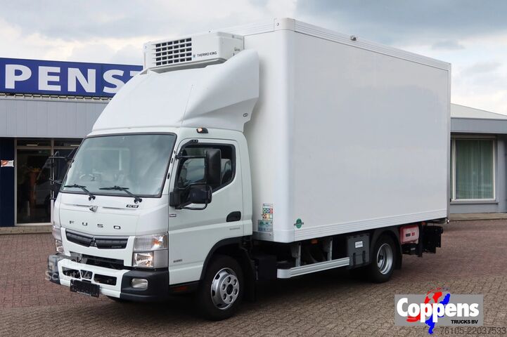 Gekoeld/bevroren transport FUSO Canter 9 C 18 Thermoking V500 Max+ Palfinger 15...