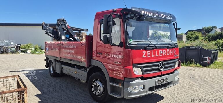 Lastbilmonteret kran Mercedes-Benz Atego1524