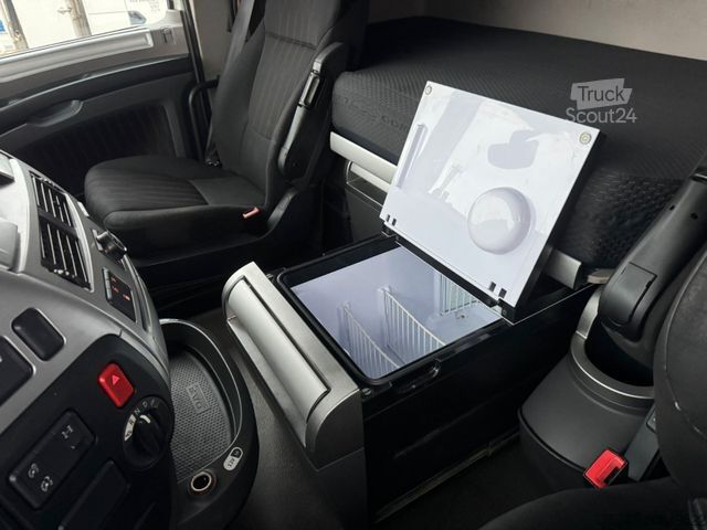 Standard tractor unit DAF XF 480 * RETARDER * SUPER SPCA CAP * 2 X TANK *