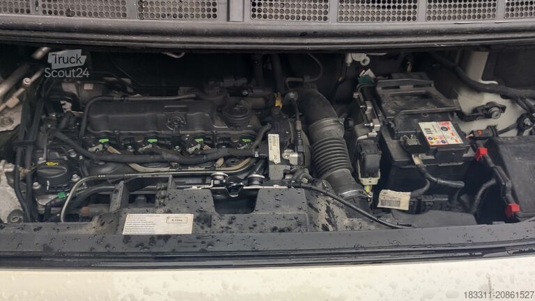 Hosszú dobozos pótkocsi Toyota Pro Ace 2,0 D-4D 120 L2 Lang