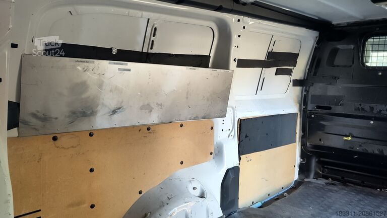 Hosszú dobozos pótkocsi Toyota Pro Ace 2,0 D-4D 120 L2 Lang