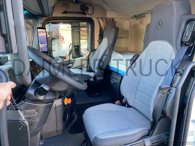 Standard nyergesvontató Mercedes-Benz eActros 600 LS StreamSpace SHZ Standklima
