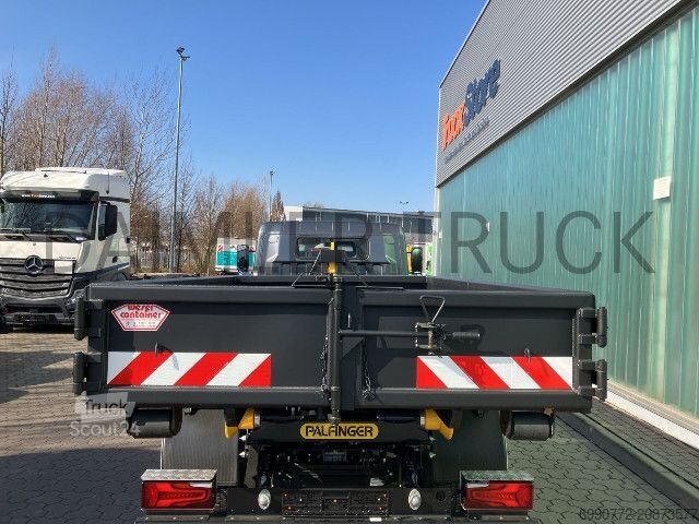 Camion benne à bras amovible FUSO Mitsubishi eCanter 9C18 M-Bat Abroller Klima