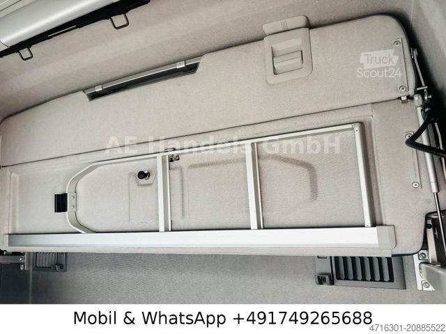 Standardni vlačilec RENAULT T 460 Comfort LowDeck *Retarder/2xTank/Hubsattel