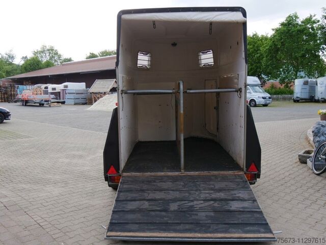 Remolque de transporte de caballos BÖCKMANN Big Master