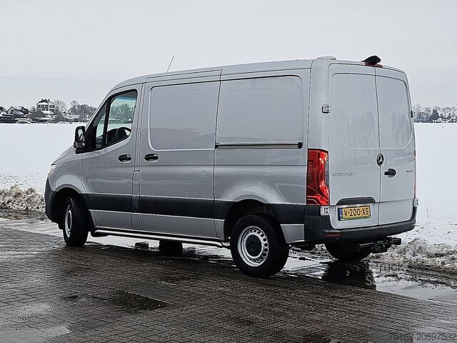Aukšto stogo universalas MERCEDES-BENZ SPRINTER 316 CDI AUT. L1H1