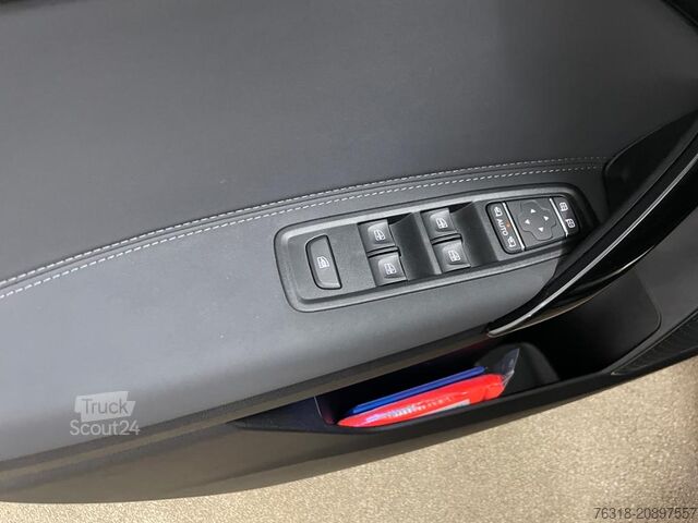 Kleinbus Mercedes-Benz EQT 200 Lang 7SItze LED Premium MBUX Klapptische