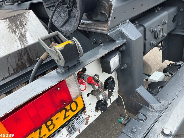 Système de bras à crochet Ginaf X 3232 S Euro 5 Manual Hiab 28 Tonmeter laadkraan