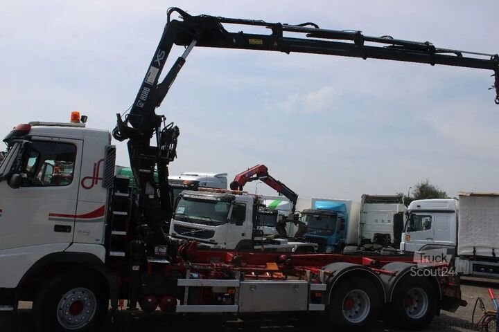 Camión grúa Volvo FH 12.440 +6X4+ HIAB 166E3 PRO + EURO 5 + MANUAL