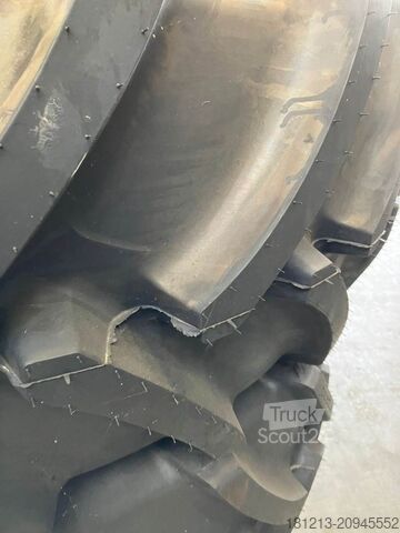 Jordbruksmaskin Kock + SOHN 2 x 480/70R30