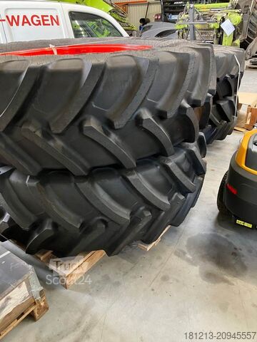 Jordbruksmaskin Kock + SOHN 2 x 580/70R42 Kompletträder