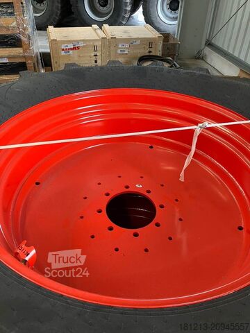 Jordbruksmaskin Kock + SOHN 2 x 580/70R42 Kompletträder