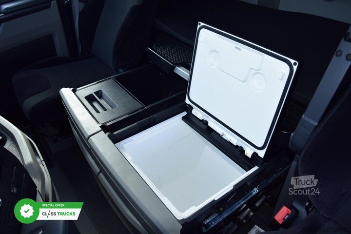 Standardowy ciągnik siodłowy MAN TGX 18.470 GX, 14 Gears