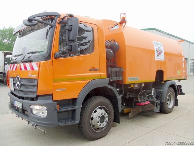 Veegmachine Mercedes-Benz Atego 1323 LKO 4x2 / Themis S7BD