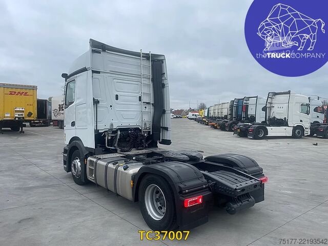 Standard-SZM Mercedes-Benz Actros L Pro Cabin 1845