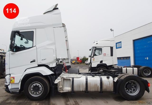 Gevaarlijke stoffen vrachtwagen DAF XF 480 ADR