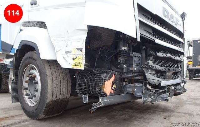 Gevaarlijke stoffen vrachtwagen DAF XF 480 ADR