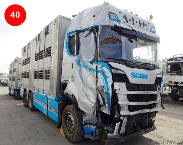 Camion pour bétail SCANIA S650 HIGHLINE