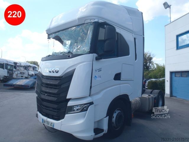 Standaard trekker IVECO S WAY 490 RETARDER