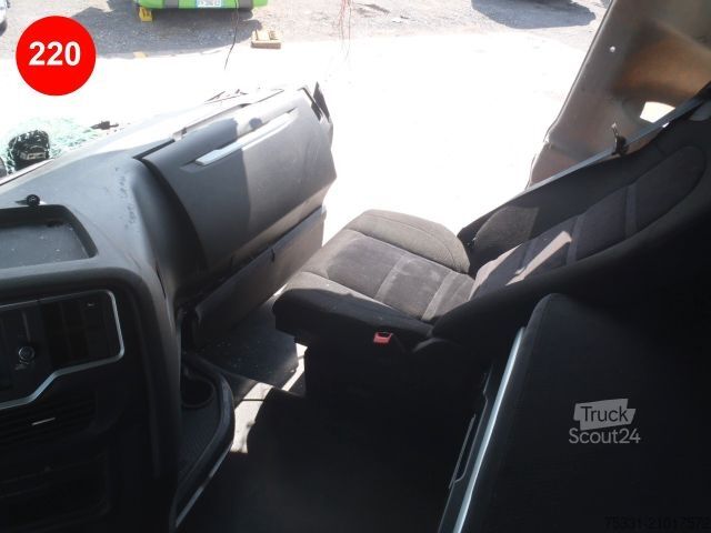 Standaard trekker IVECO S WAY 490 RETARDER