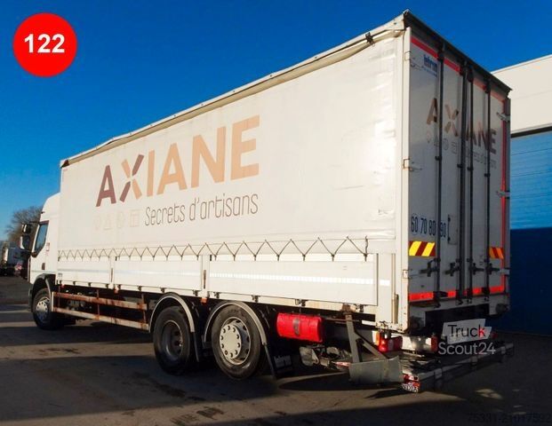 Camion plateau avec bâche RENAULT D 26 WIDE SLEEPER CAB GLOBAL CAB