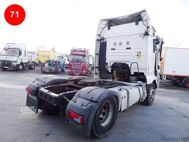 Standaard trekker MAN TGX 480 XLX cabine