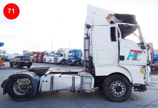 Standaard trekker MAN TGX 480 XLX cabine