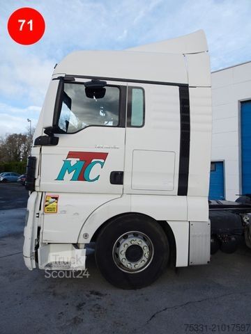 Standaard trekker MAN TGX 480 XLX cabine