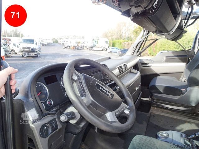 Standaard trekker MAN TGX 480 XLX cabine