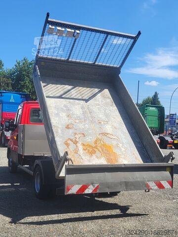 Camion à benne basculante Iveco Daily 35