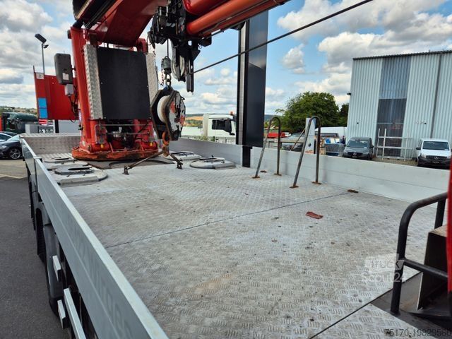 Gru montata su autocarro MAN TGS 35.360 8x4 BB Gormach 91000 TECH Funk