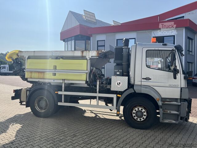 Vrachtwagenchassis Mercedes-Benz Atego 1828 L 4x2 Atego 1828 L 4x2,Rechtslenker, Winterdienstplatte