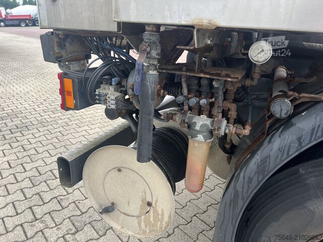 Camion à usage spécial Mercedes-Benz Actros 2541 L 6x2 Actros 2541 L 6x2, Lenkachse, Küller Saug- und Spülwagen ca. 14m³