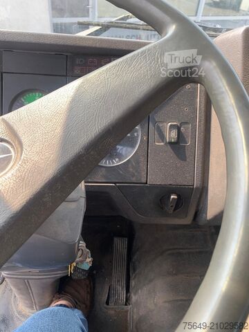 Camion benne Mercedes-Benz -1722 1722  4x2