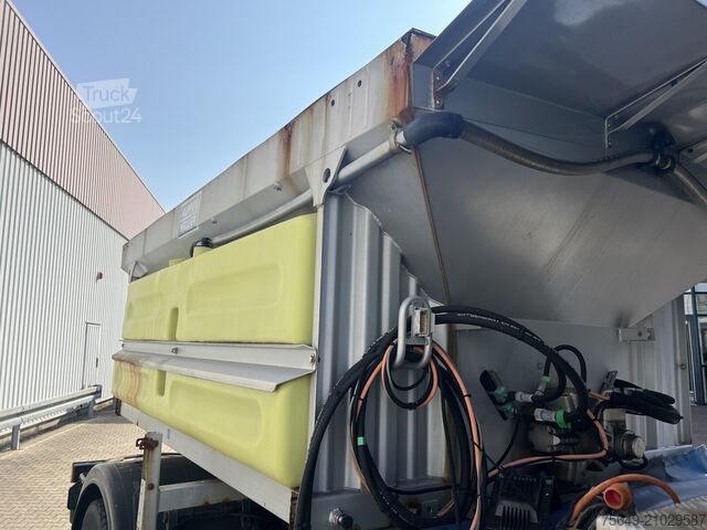Special purpose truck  STA 95 STA 95 E40HFV Salzstreuer ca. 4m³