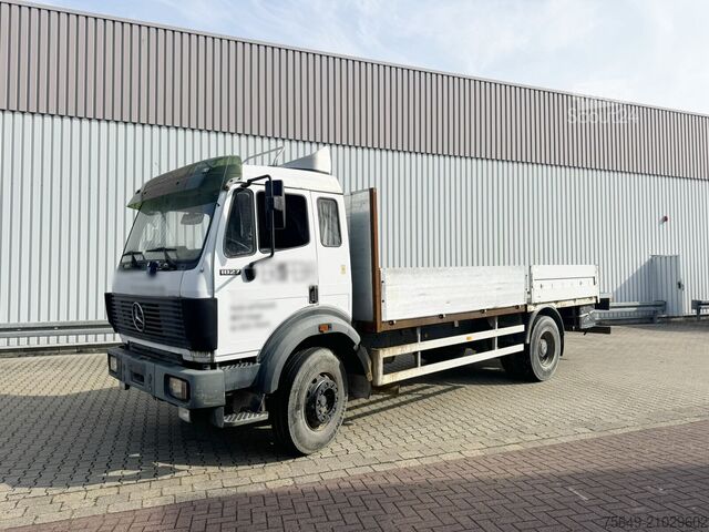 Бортовой грузовик Mercedes-Benz SK 1827L 4x2 SK 1827L 4x2