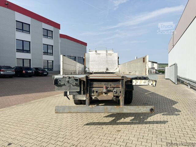 Бортовой грузовик Mercedes-Benz SK 1827L 4x2 SK 1827L 4x2