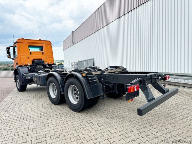 Camion benne à bras amovible Mercedes-Benz Arocs 2633 6x4, Automatik, 2x Nebenantrieb Arocs 2633 6x4, 2x Nebenantrieb