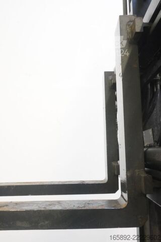 رافعة شوكية Linde E 70 1279