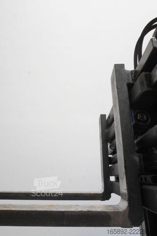 навантажувач Linde E 18 EVO 386-02