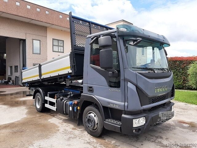 BENNE BASCULANTE À TROIS CÔTÉS Iveco 75E21