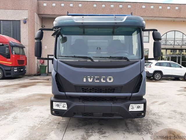 BENNE BASCULANTE À TROIS CÔTÉS Iveco 75E21